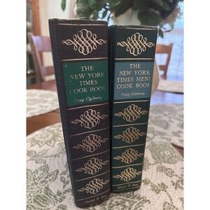 New York Times Cookbooks - 1961 Blue‎ Cookbook And 1966 Green Menu Set 2